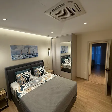 Azure Ionian アパート